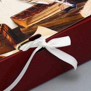 Коробка подарочная «Дорогому учителю», 31 х 24.5 х 8 см