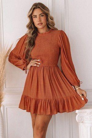Оранжевое мини-платье с пышным рукавом и сборкой