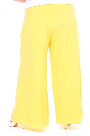 Брюки-3386 Фасон: Брюки
Модель брюк: Палаццо, Широкие
Материал: Креп
Цвет: Желтый
Параметры модели: Рост 173 см, Размер 54

Брюки палаццо широкие с поясом желтые
Оригинальные брюки свободного кроя и