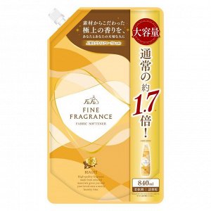 Антистатический кондиционер FaFa Fine Fragrance "Beaute" для белья с ароматом цветов, мускуса и сандалового дерева 840 мл (мягкая упаковка с крышкой)