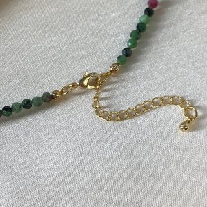 Бусы с подвеской из Цоизита огранка
