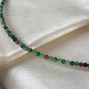 Бусы с подвеской из Цоизита огранка