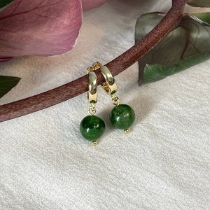 Серьги с Хромдиопсидом