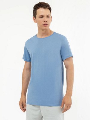 Однотонная хлопковая футболка голубого цвета