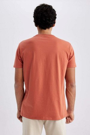 Хлопковая футболка Slim Fit с круглым вырезом и принтом