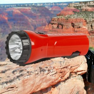 Фонарь аккумуляторный светодиодный 4 LED с прямой зарядкой Smartbuy, красный (SBF-93-R)