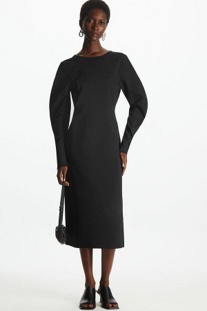 Черное платье миди с завязкой на спине
