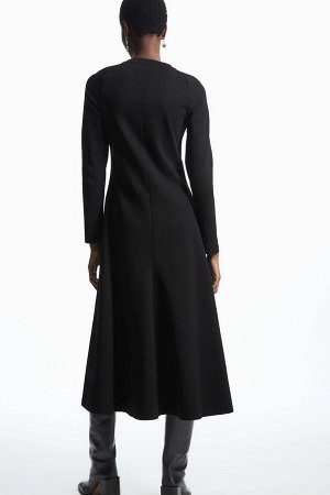 Черное платье миди из джерси