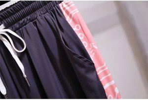 Женский спортивные костюм (футболка + штаны, цвет серый/розовый, с принтом)