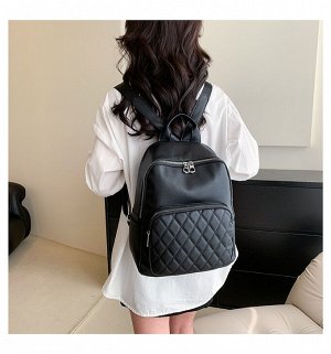 Рюкзак женский, чёрный, с накладным карманом на молнии, длина 28см, высота 34см, ширина 13см