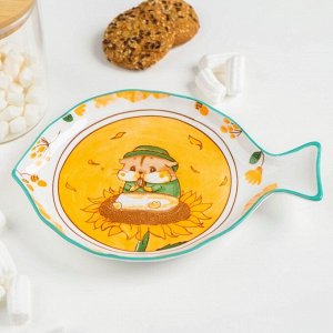 Блюдо керамическое «Бурундук», 23?16 см, цвет оранжевый