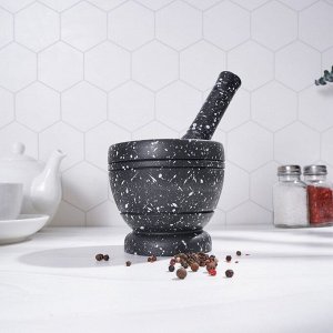 Ступка с пестиком Доляна «Чёрный камень», 10.5x10.5x20 см, чёрная