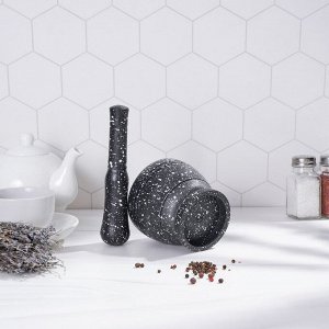 Ступка с пестиком Доляна «Чёрный камень», 10.5x10.5x20 см, чёрная
