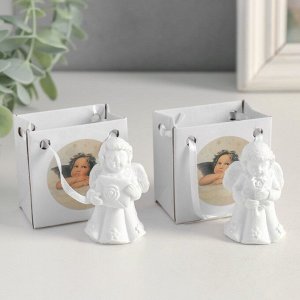 Фигурка полистоун «Белоснежный ангел в платье с цветами», 5.2x3.3x3 см, МИКС