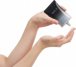 YA-MAN MediLift Moisture Serum - питательный серум с антиэйдж компонентами