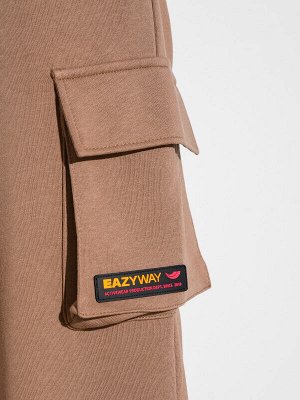Спортивные брюки Карго с накладными карманами и затягивающимся шнуром по низу