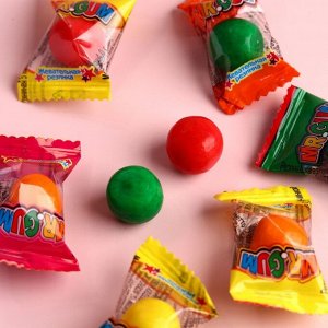 Фабрика счастья Жевательная резинка «Вкусняшки» с начинкой, вкус: тутти-фрутти, 40 г.