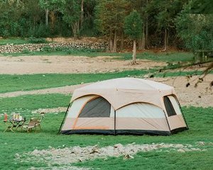 Палатка Палатка туристическая Chanodug.

Двухслойная палатка водонепроницаемая.
Кухня шатер.
Водоустойчивый индекс нижней части: > 3000 мм 150D
Размер : 330х210х185 см
Вес: 12 кг.
Размер сумки: 65х27х