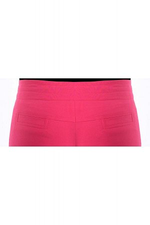 брюки Розовый.
45% хлопок 29% полиэстер 20% вискоза 6% эластан.
Талия регулируется шнуром.