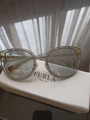 Солнцезащитные очки Furla