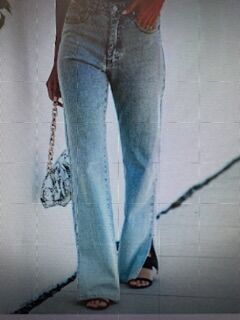 Продам джинсы женские Zara