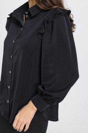 Женская блузка с объемными длинными рукавами