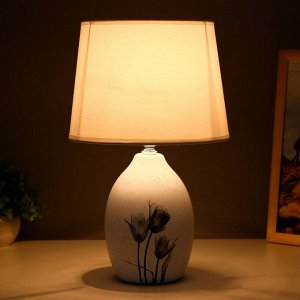Лампа настольная "Цветы" 1xE14 40вт белый 20х20х31 см.