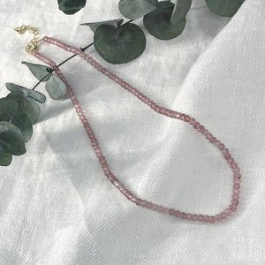Бусы из Клубничного кварца огранка