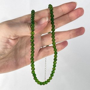 Бусы из Хромдиопсида