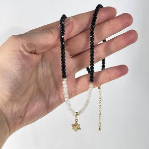 Колье из черной Шпинели и Лунного камня с подвеской
