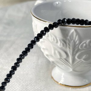 Колье из черной Шпинели и Лунного камня с подвеской