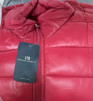 Красная женская куртка LTB – зачётный стайл нового сезона №518