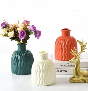 Пластиковая ваза для цветов "Афина" / 5 x 15 см