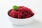 Капуста маринованная со свеклой