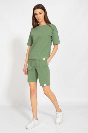 Костюм Костюм Kivviwear 30363094/05 хаки 
Состав: Хлопок-92%; Эластан-8%;
Сезон: Лето
Рост: 170

Костюм с шортами средней посадки с отделкой в виде канта по деталям переда и карманами в боковых швах.