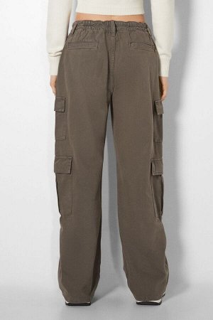 Широкие джинсы карго с карманами 00016665