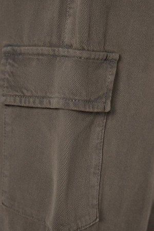 Широкие джинсы карго с карманами 00016665