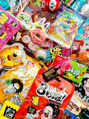 Подарочный пакет азиатских сладостей Doraemon / Подарочный набор / Cюрприз бокс / Азиатские сладости  (40+ позиций)