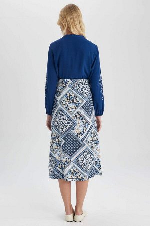 Традиционная юбка-миди А-образного выреза