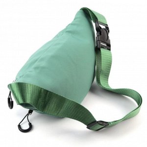 Сумка 29 x 14 x 3 см. Легкая, текстильная поясная сумка унисекс. Имеет нашивной карман на молнии и одно отделение на молнии. Поясной ремень регулируется по длине и застегивается на пластиковую застежк