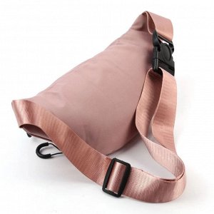 Сумка 29 x 14 x 3 см. Легкая, текстильная поясная сумка унисекс. Имеет нашивной карман на молнии и одно отделение на молнии. Поясной ремень регулируется по длине и застегивается на пластиковую застежк