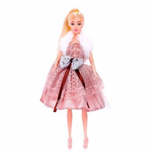 Кукла-модель «Нежные мечты» со светлыми волосами