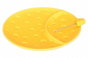 Тарелка д/сыра 21*21*2 см. "Сыр" круг 2-хсекц + вилка