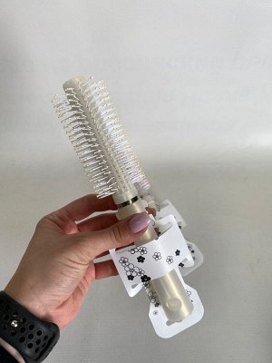 Расческа круглая брашинг с пластиковыми зубцами