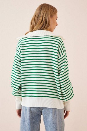 Женский вязаный свитер оверсайз с воротником-молнией в полоску костяного зеленого цвета VA00038