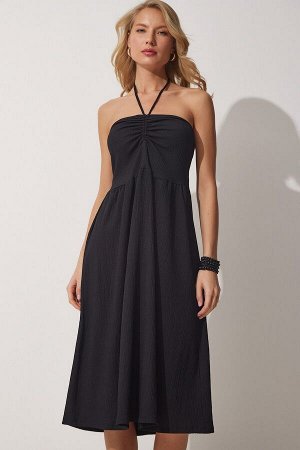 Женское черное летнее трикотажное платье с бретелькой на шее CE00073