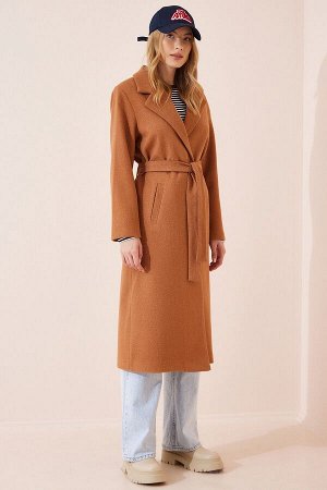 happinessistanbul Женское светло-коричневое пальто с шалевым воротником цвета кешью FN02997