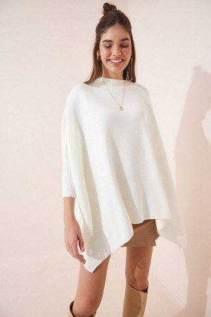 Женский свитер-пончо оверсайз цвета экрю с боковыми разрезами YY00005