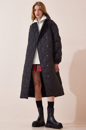 Женское стеганое пальто оверсайз с высоким воротником черного цвета FN02992