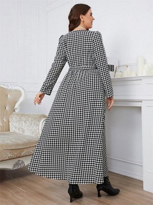 Стильное платье для дам с пышными формами 50-52-54р